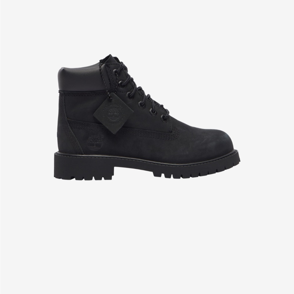 Black timberland boots